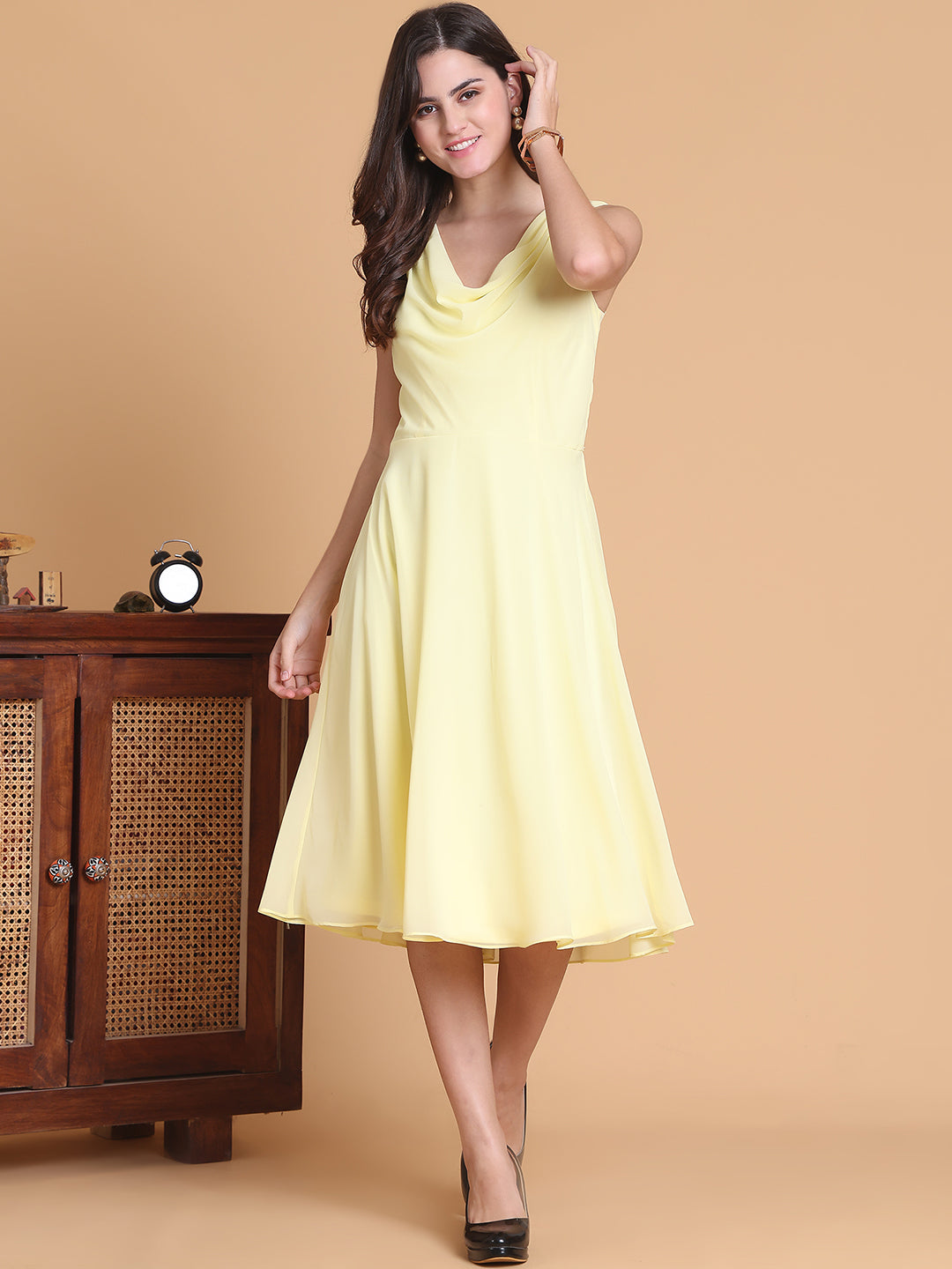 A-line Cowl Knee-Length Chiffon Cocktail Dress