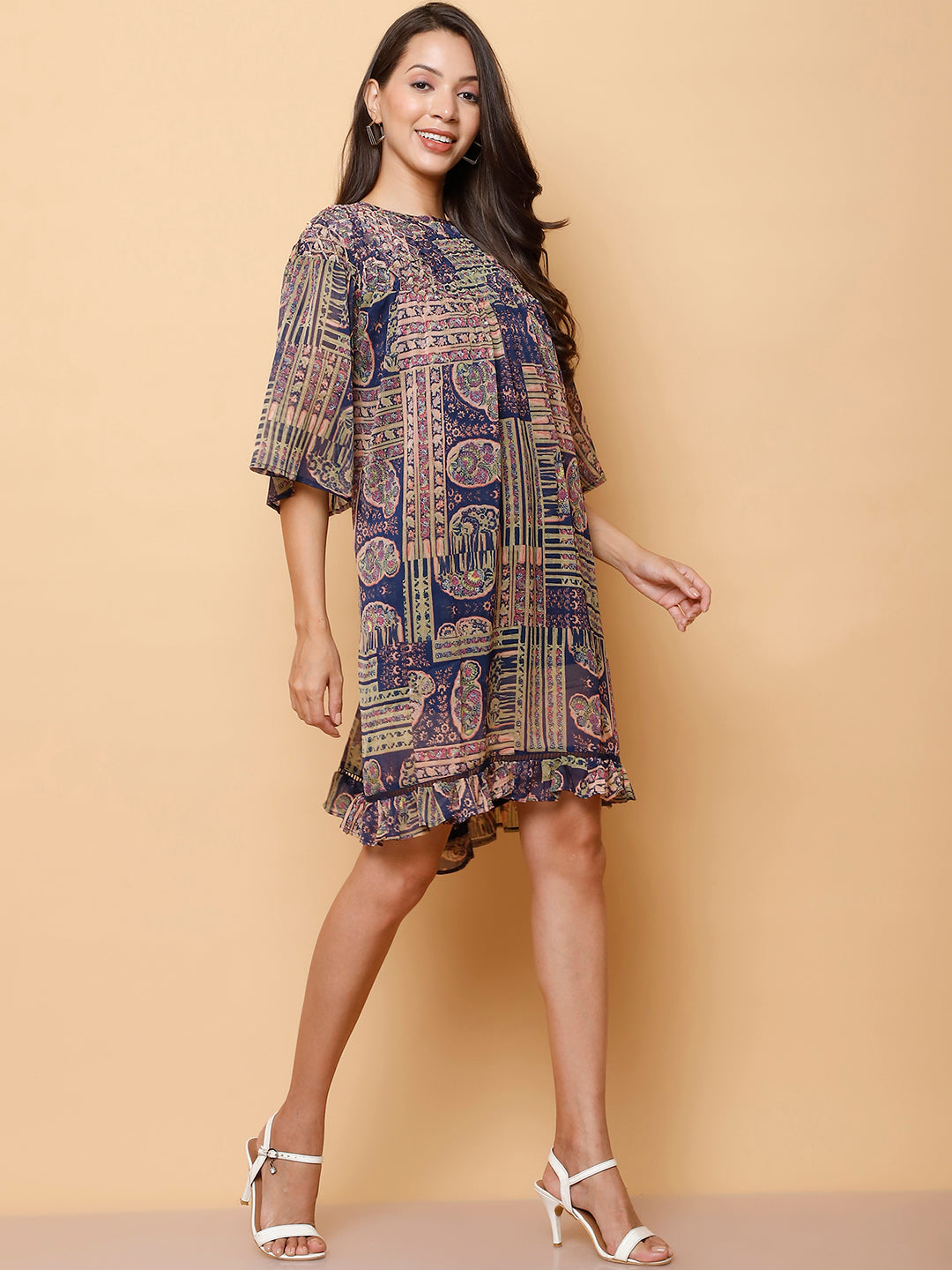 Women's Bell Sleeved Abstract Shift Dress