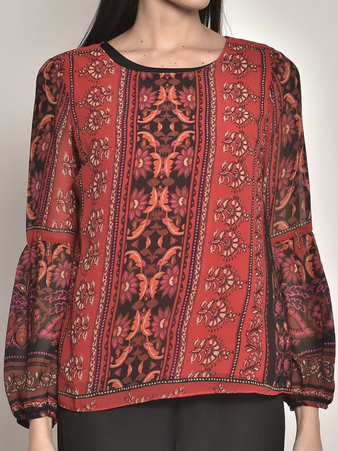 Floral Print Round-Neck Top