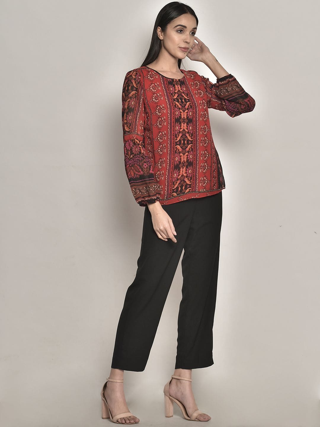 Floral Print Round-Neck Top