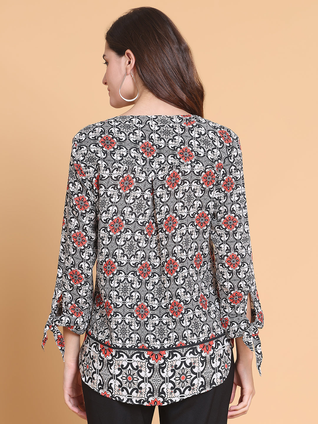 Floral  Geometric Print V-Neck Top with Ruffle Hem