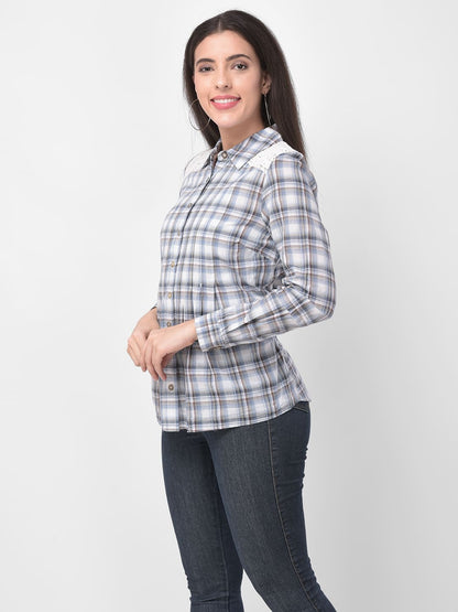 Women Shoulder Lace Patch Detail Blue Checkered Shirt