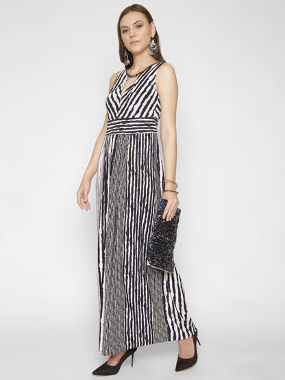 White & Black Stripe key Hole Neck Maxi Dress